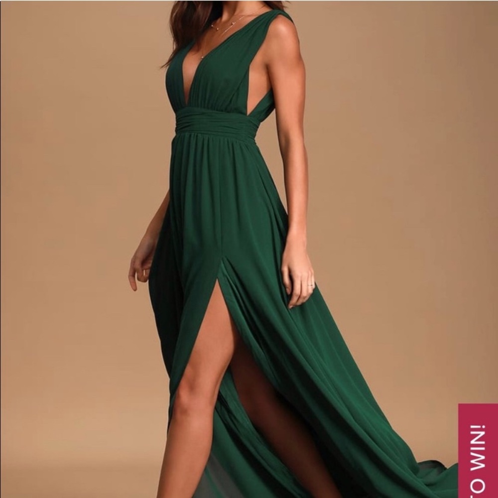 Lulu's Green Plunge Neck Sleeveless Gown